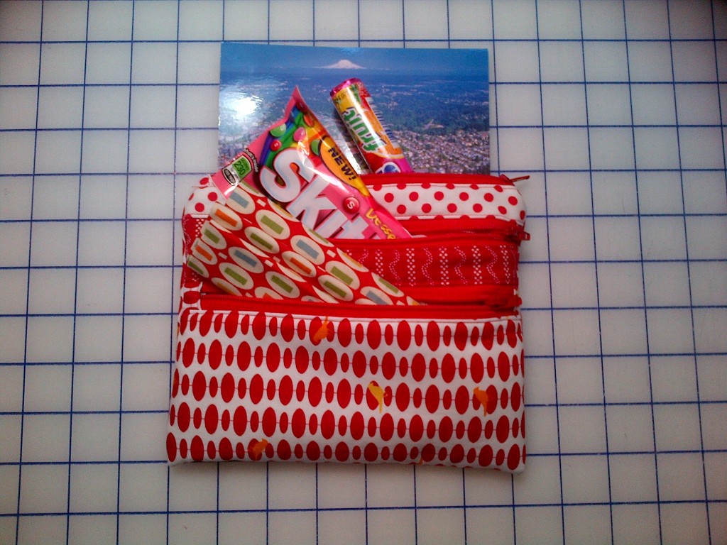 Triple Zip Pouch - https://www.clone.sewbittersweetdesigns.com