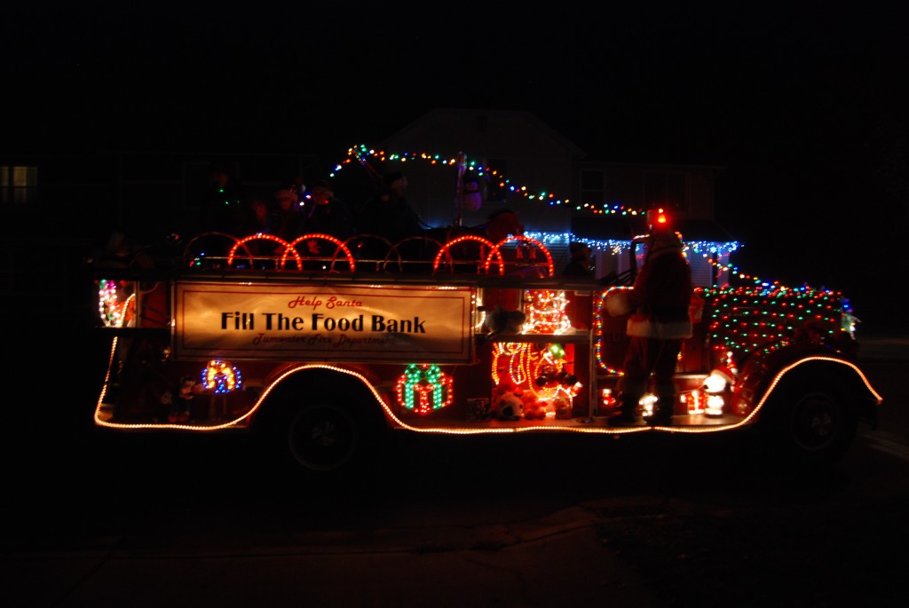 Santa's Fire Truck - https://www.clone.sewbittersweetdesigns.com