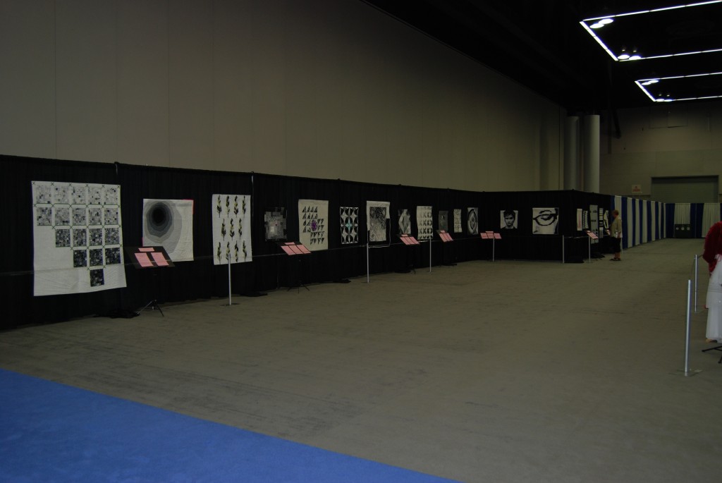 Black to White Exhibit - https://www.clone.sewbittersweetdesigns.com